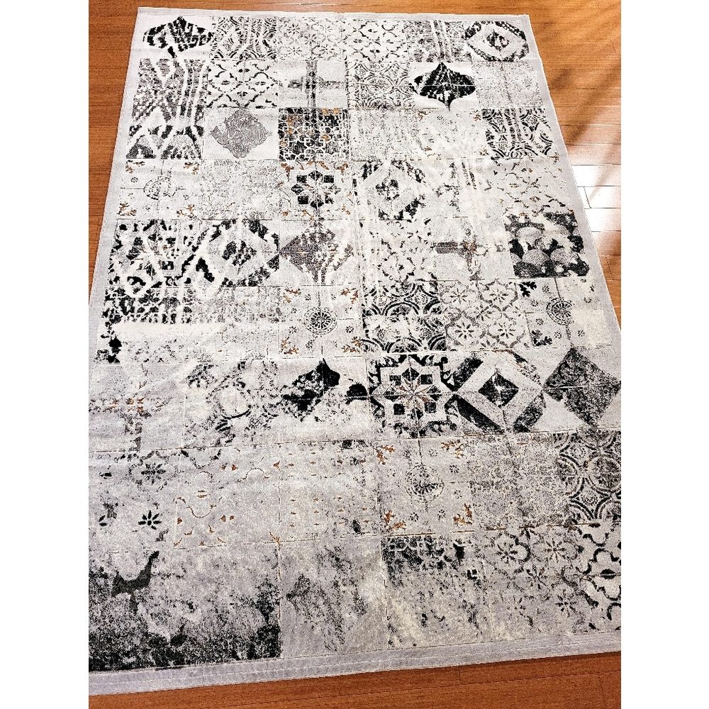 Egyptian hand knotted silk rug